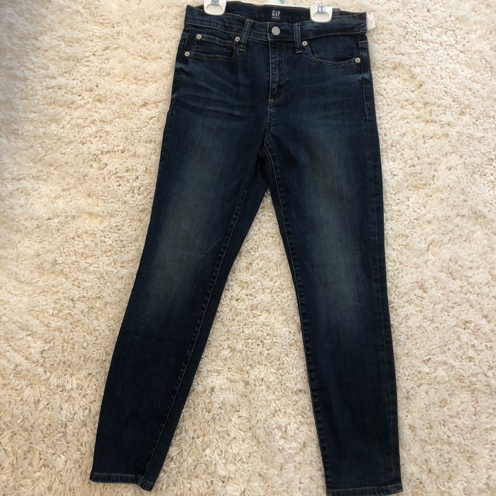GAP dark wash skinny jeans